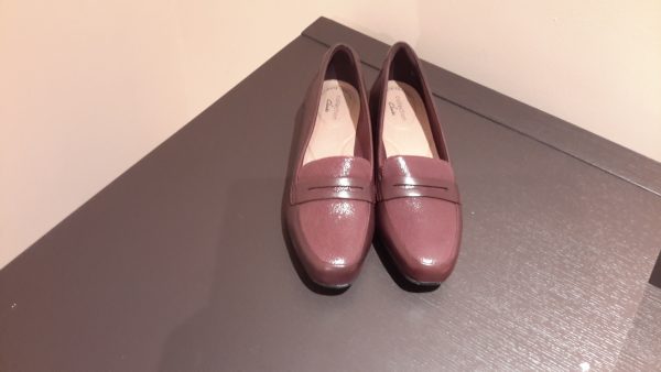 Genre mocassin rouge bordeaux cuir Clarks 38