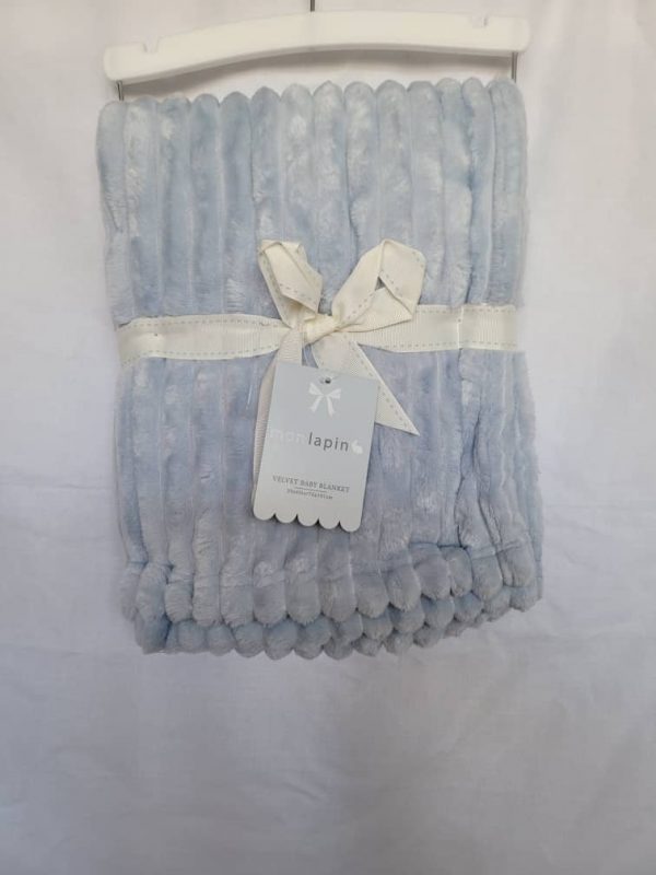 Belle couverture bleue