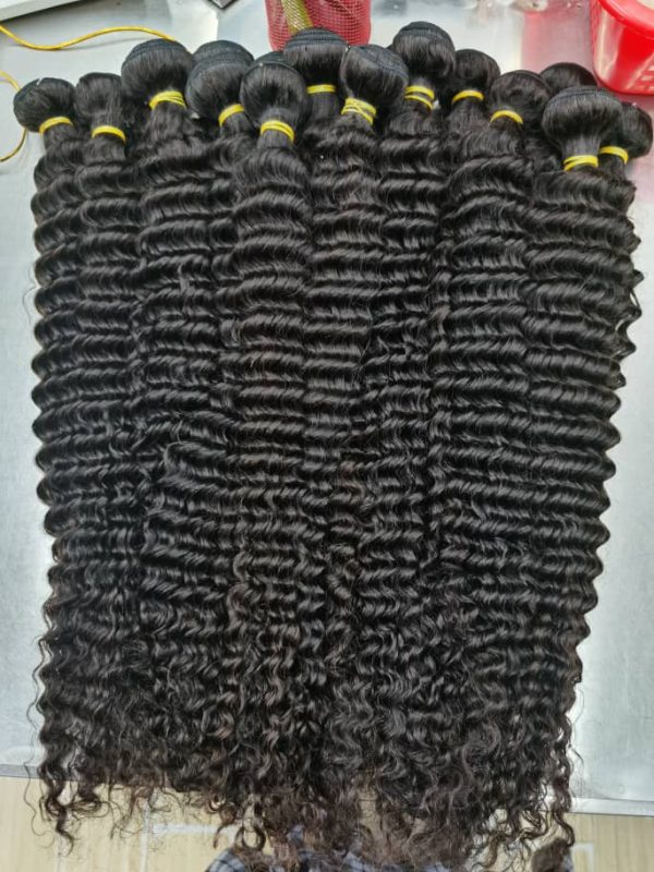 Deep curly hair